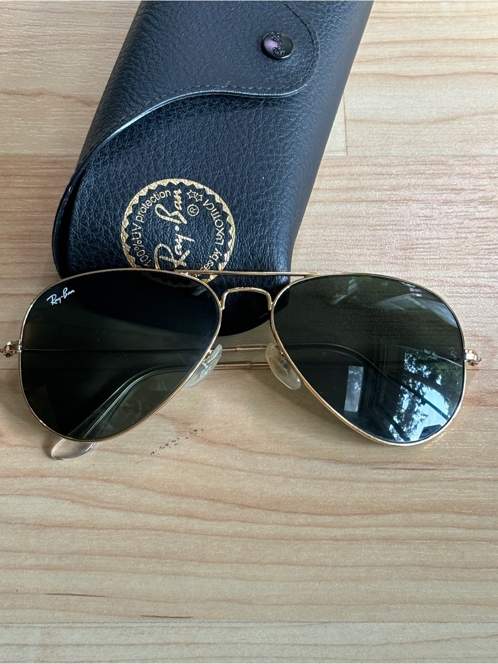 Iconic Ray-Ban Aviator Classic (RB3025) Sunglasses
